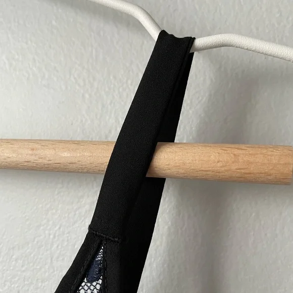 BABATON LACE CAMI SIZE SMALL - Picture 12 of 13